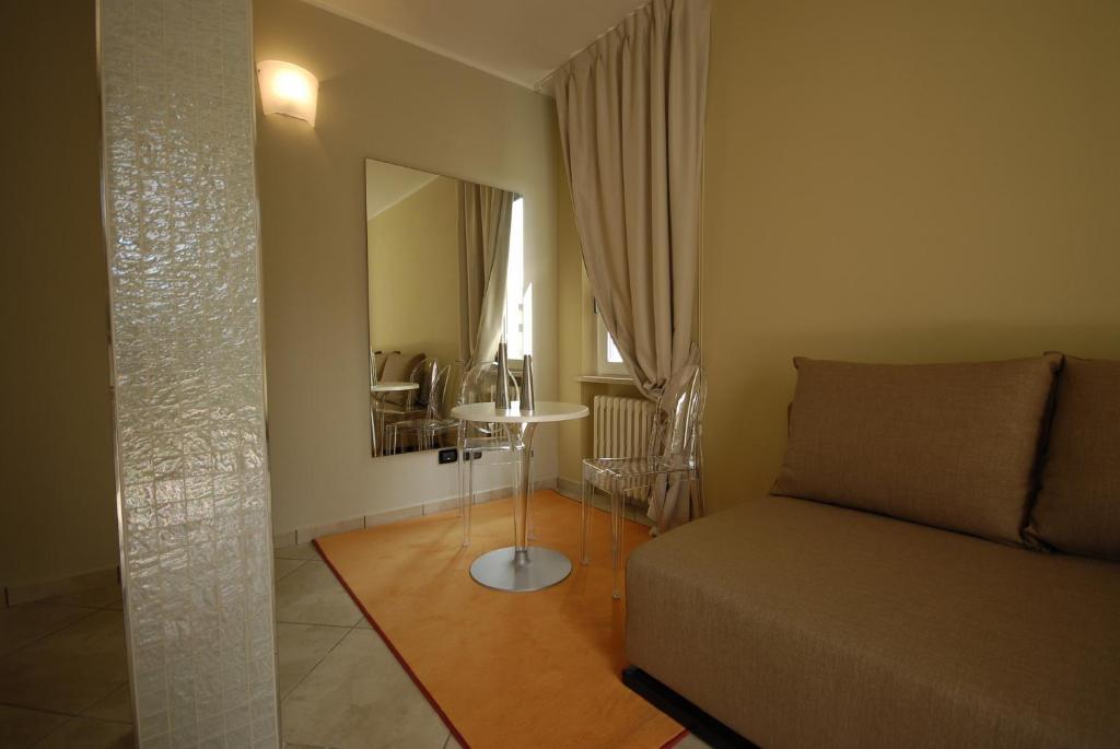 Relais Corte Bergamini Peschiera del Garda Rom bilde