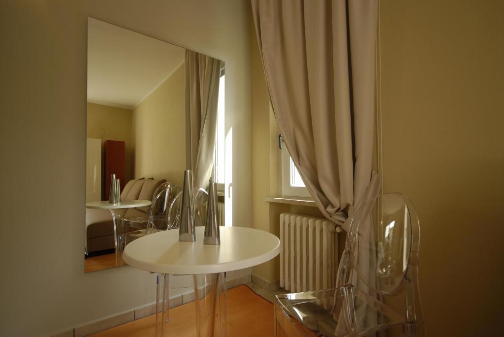 Relais Corte Bergamini Peschiera del Garda Rom bilde