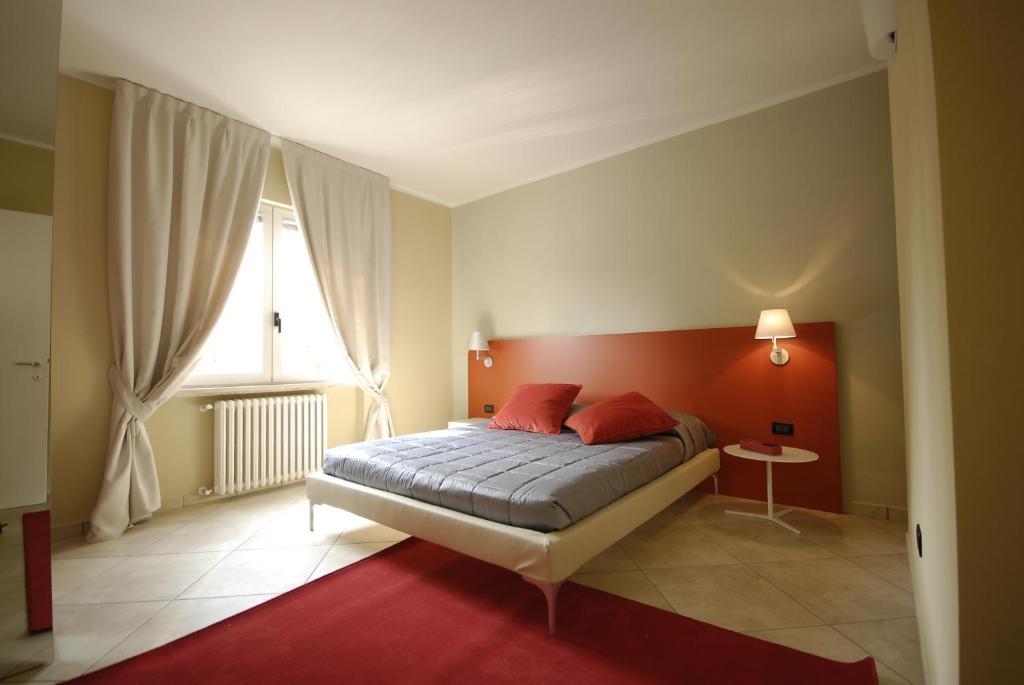 Relais Corte Bergamini Peschiera del Garda Rom bilde